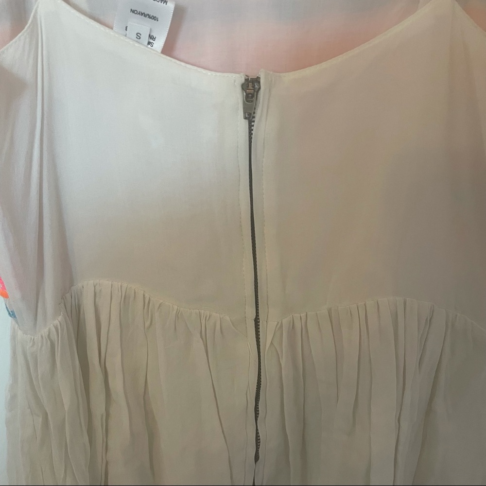 Gauzy Neon and White Dress - Picture 7 of 9